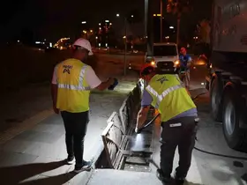 Mersin’de yağmur suyu hatları temizleniyor
