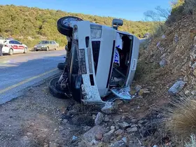 Mersin’de yine minibüs kazası: 1’i ağır 6 yaralı
