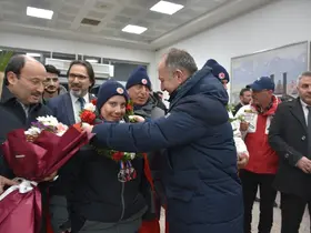 Meşaleler Dadaşların özel gururları için yandı
