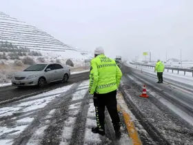 Meteoroloji’den buzlanma ve çığ uyarısı
