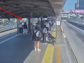 Metrobüs durağında bıçaklı saldırı: 1 ölü
