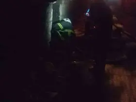 Metruk evde çıkan yangın korkuttu
