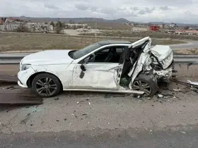 MHP eski milletvekilinin oğlunun yaralandığı kaza kamerada

