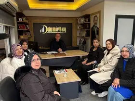 Milletvekili Demir, Kütahya Koruyucu Aile Derneği yönetimini ağırladı
