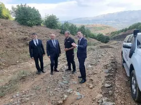 Milletvekili Karaman, Üzümlü’de toprak kayması bölgesini değerlendirdi

