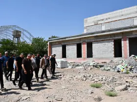 Milletvekili Tatar İdil’deki yarı olimpik yüzme havuzu inşaatını inceledi
