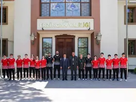 Milli badmintoncular Avrupa Şampiyonası öncesi Erzincan’da kampta
