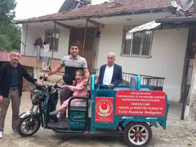 Minik Ecrin’in elektrikli araç sevinci
