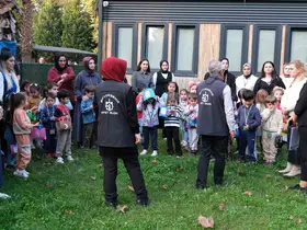 Minikler hem deprem çantası hazırladı hem "çök-kapan-tutun" yaptı
