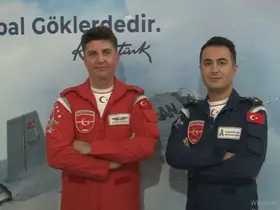 Mısır piramitlerinden Şanlıurfa semalarına: Türk Yıldızları’ndan ilham veren şov
