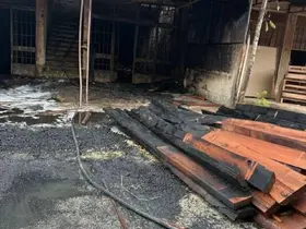 Mobilya imalathanesi alev alev yandı
