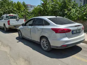 Motosiklet ile otomobil çarpıştı: 1 yaralı
