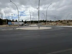 Motosiklet yola çıkan otomobille çarpıştı, 19 yaşındaki genç hayatını kaybetti