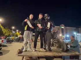 Motosikleti bağlanan sürücü 58 bin TL’lik ceza tutanağı ile poz verdi
