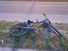Motosikletle bisikletin çarpıştığı kazada 2 kişi yaralandı
