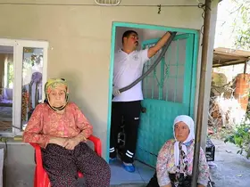 Muğla Büyükşehir’den Behiye teyze ve kızına destek
