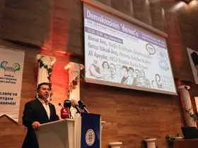 Muğla’da ‘Demokrasi ve Felsefe’ sempozyumu
