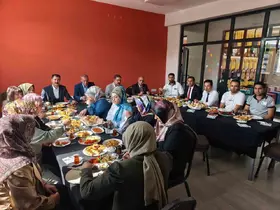 Muradiye Halk Eğitim Merkezinden usta öğreticilere teşekkür kahvaltısı
