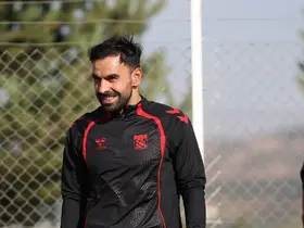 Murat Paluli, 1 yıl daha Sivasspor’da
