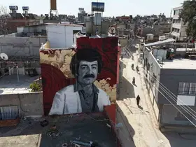 Müslüm Gürses ölümünün 13. yılında Adana’da çalıştığı kahvehanede anıldı
