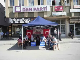 Muş’ta ailelerin evlat nöbeti sürüyor
