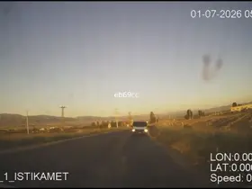 Muş’ta ters yönde ilerlerken ambulansın kamerasına takılan sürücüye ceza
