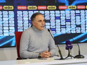 Mustafa Gürsel: "Şapkamızı önümüze koyacağız"
