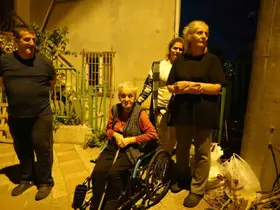 Mutfak tavanından sıva düştü: 5 kişilik aile tahliye adildi
