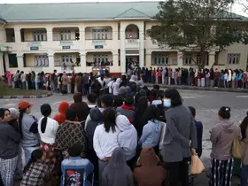 Myanmar halkı, 2021’deki askeri darbeden bu yana ilk kez oy kullanıyor
