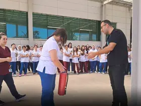 Nazilli Devlet Hastanesi’nde stajyer öğrencilere afet eğitimi
