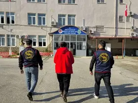 Nazilli’de 2 aranan şahıs yakalandı
