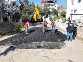 Nazilli’de yol çalışmaları sürüyor
