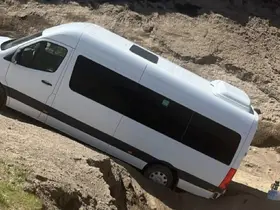 Nemrut Krater Gölü yolunda mahsur kalan öğrenciler kurtarıldı
