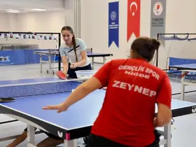 Niğde’de Amatör Spor Haftası’nda masa tenisi heyecanı
