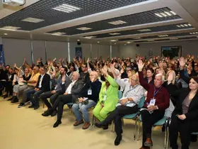 Nilüfer Kent Konseyi’nde Mustafa Berkay Aydın güven tazeledi
