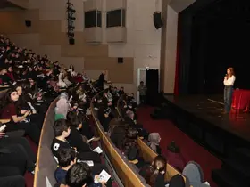 Nilüferli öğrenciler yazar Melis Sena Yılmaz ile buluştu
