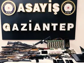 Nitelikli dolandırıcılık operasyonunda 25 ruhsatsız silah ele geçirildi