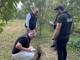 Obrukların oluştuğu, duvarların çatladığı Eğirdir’de AFAD incelemeleri sürüyor
