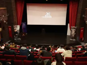 Ödüllü filmler öğrencilerle buluştu

