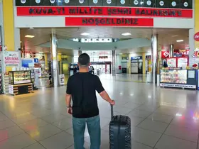 Öğrencileri terminalde Balıkesir Büyükşehir Belediyesi karşıladı
