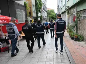 Okul çevreleri ve servis araçlarına sıkı denetim
