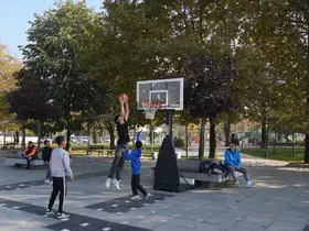 Okula mola, spora fora etkinliğiyle gençler spora doydu
