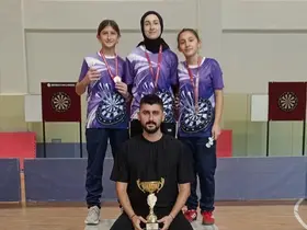 Okuldan dartta dördüncü şampiyonluk
