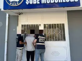 Okulun bahçesindeki Atatürk büstünü söken şahıs yakalandı

