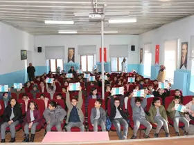 Oltu’da öğrencilere verem bilgilendirmesi
