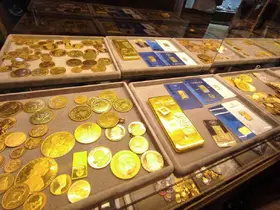Ons altın ilk kez 4 bin doları aştı
