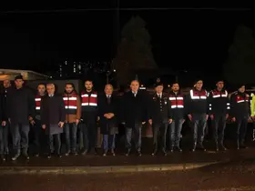 Ordu protokolü, görevi başındaki personelin yeni yılını kutladı
