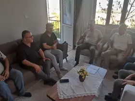 Orman Bölge Müdürü Köle, Buldan yangınıyla mücadele ederken yaralanan personeli ziyaret etti
