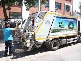 Osmangazi’de çöp evden 2,5 ton geri dönüşüm atığı çıkarıldı
