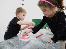 Osmangazi’de minikler sağlıklı gülüşlerin sırrını öğrendi
